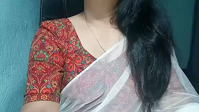 Snapshot of YourModhu chatting on March 19, 6:01 pm YourModhu online show from March 19, 6:01 pm