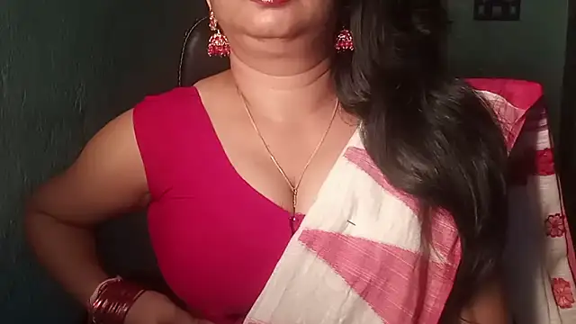 Snapshot of YourModhu chatting on June 13, 6:06 pm YourModhu online show from June 13, 6:06 pm