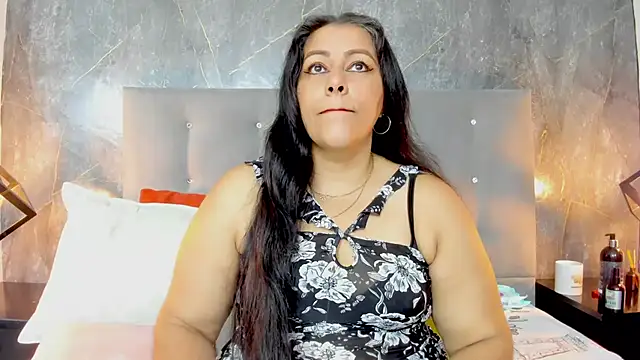 SexxyPamela online show from December 14, 12:43 pm