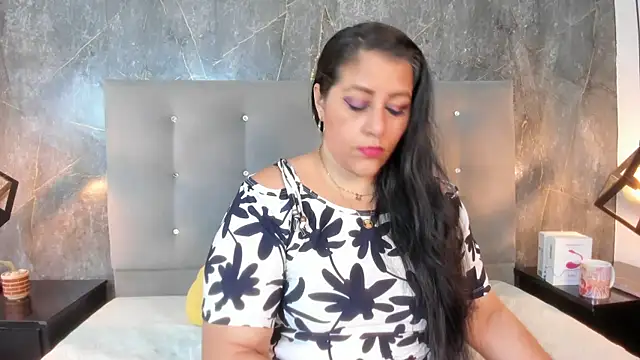 SexxyPamela online show from March 30, 7:15 pm