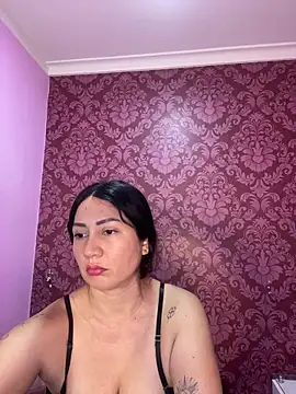 juliana diaz online show from November 10, 11:20 am