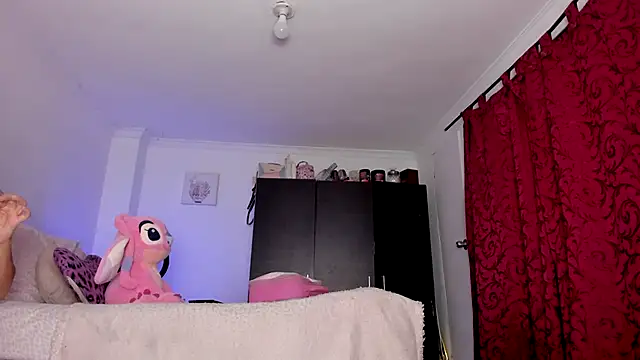 AlondraDiossa03 online show from January 26, 6:27 pm