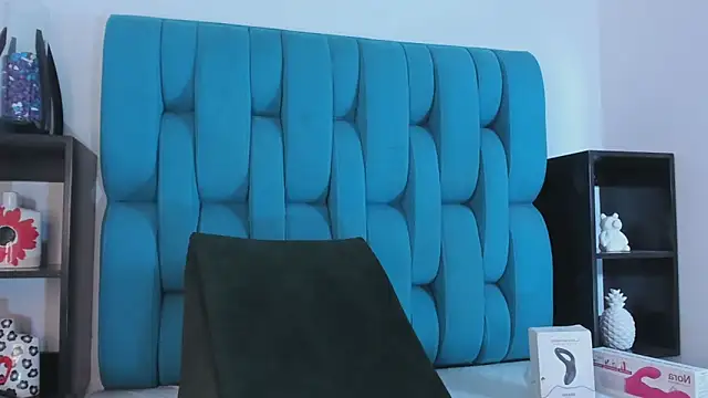 Snapshot of AlanNaughty chatting on December 27, 11:10 pm AlanNaughty online show from December 27, 11:10 pm