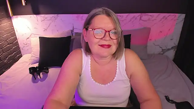 Shannonshine online show from November 5, 1:11 pm