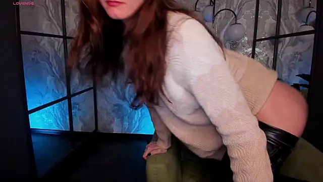 MirandaGlow online show from March 21, 5:45 am