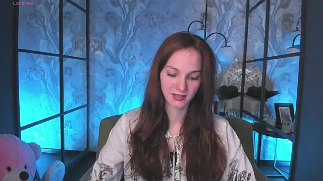 MirandaGlow online show from April 5, 5:37 am