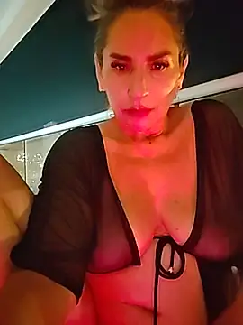 Snapshot of Lossexycacha chatting on May 16, 12:18 am Lossexycacha online show from May 16, 12:18 am