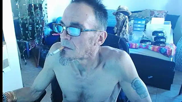 Snapshot of mycock2474u chatting on March 4, 4:41 pm mycock2474u online show from March 4, 4:41 pm