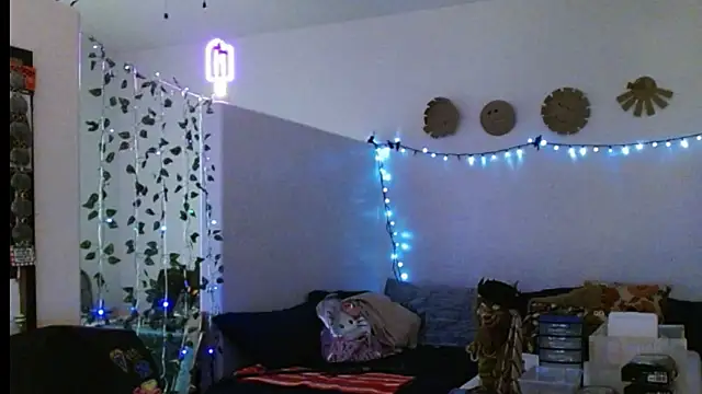 Snapshot of mycock2474u chatting on March 6, 9:03 am mycock2474u online show from March 6, 9:03 am