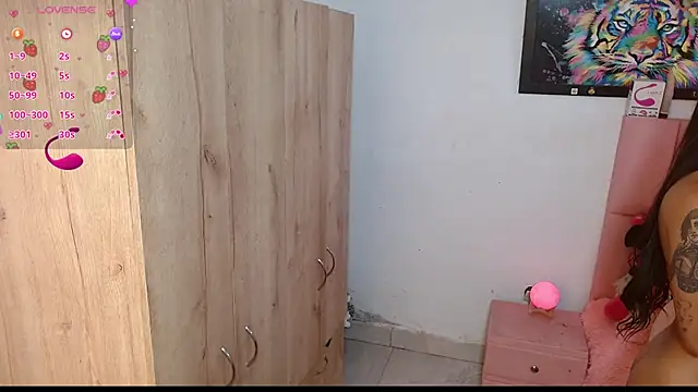 sofia gold  online show from January 7, 7:17 pm