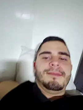 Snapshot of Fuyuichirou chatting on February 4, 4:37 am Fuyuichirou online show from February 4, 4:37 am