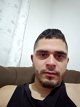 Snapshot of Fuyuichirou chatting on February 7, 2:29 am Fuyuichirou online show from February 7, 2:29 am