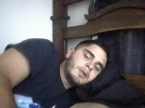 Snapshot of Fuyuichirou chatting on December 18, 12:38 am Fuyuichirou online show from December 18, 12:38 am