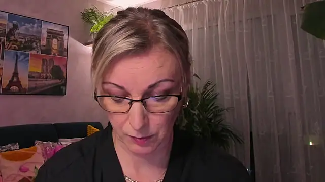 vanessa chat online show from February 2, 5:48 pm