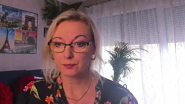 Snapshot of vanessa_chat chatting on June 7, 1:26 pm vanessa chat online show from June 7, 1:26 pm