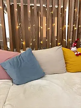 HotyWinter online show from January 2, 1:19 pm