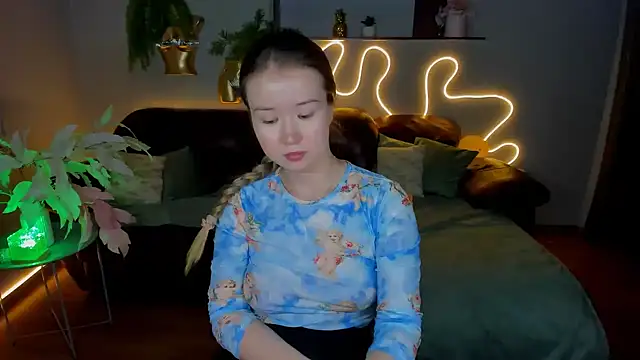 PollyOcean online show from December 15, 2:16 pm