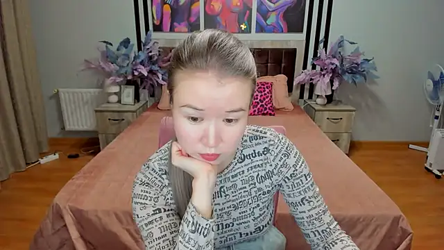 PollyOcean online show from December 25, 1:51 pm