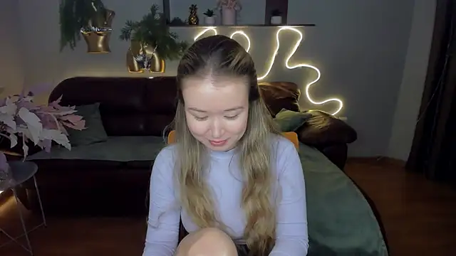 PollyOcean online show from March 19, 1:51 pm