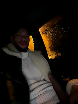 Lionayowe online show from October 30, 12:01 am