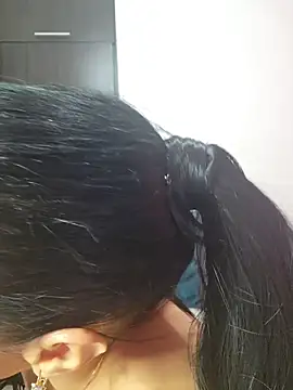 Snapshot of lissglow chatting on November 3, 10:42 pm lissglow online show from November 3, 10:42 pm