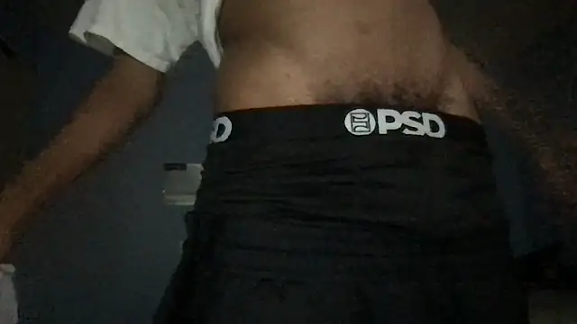 Snapshot of iAmNukka187 chatting on December 3, 6:10 am iAmNukka187 online show from December 3, 6:10 am