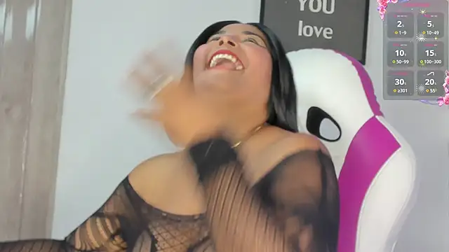 paola ih online show from January 28, 2:42 pm