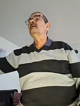 silvio-aus-luzern-CH online show from December 28, 1:59 pm