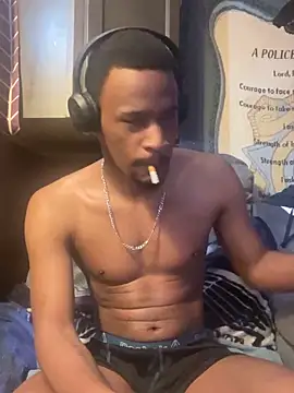 Tristris100 online show from March 7, 9:45 pm