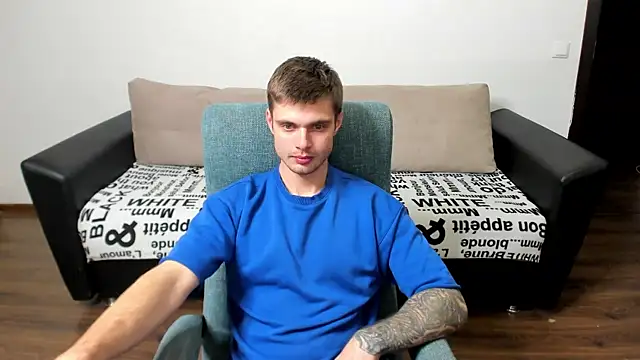 Snapshot of maks_wolfis chatting on December 12, 9:26 pm maks wolfis online show from December 12, 9:26 pm