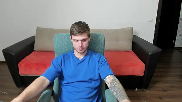 Snapshot of maks_wolfis chatting on January 5, 6:56 pm maks wolfis online show from January 5, 6:56 pm