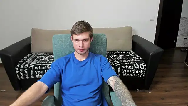 Snapshot of maks_wolfis chatting on January 6, 6:41 pm maks wolfis online show from January 6, 6:41 pm