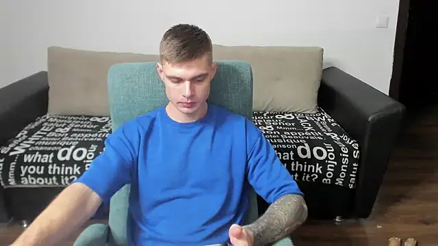 Snapshot of maks_wolfis chatting on January 22, 1:53 pm maks wolfis online show from January 22, 1:53 pm