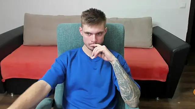 Snapshot of maks_wolfis chatting on February 3, 5:35 pm maks wolfis online show from February 3, 5:35 pm