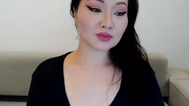 DanyMin online show from November 6, 7:20 am