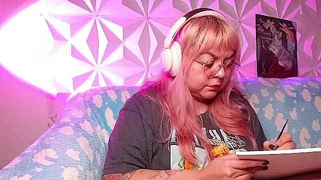 Satyn doll online show from April 21, 2:51 am