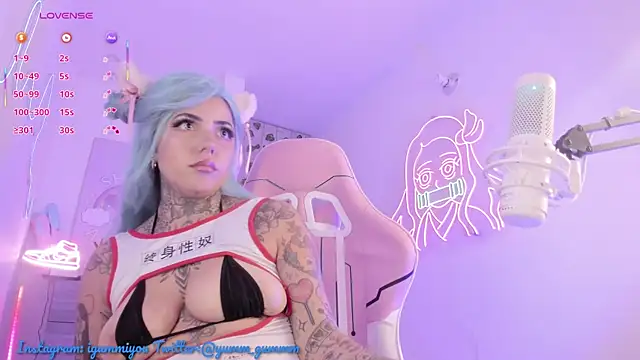 cute catlyn online show from October 28, 2:42 pm