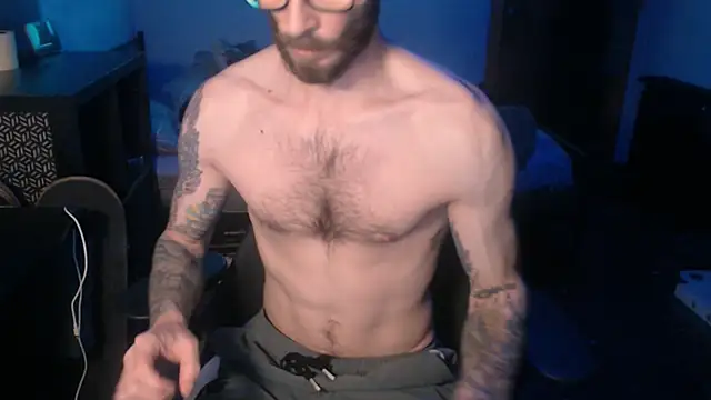 Snapshot of SexxxyLouis chatting on January 30, 7:26 pm SexxxyLouis online show from January 30, 7:26 pm