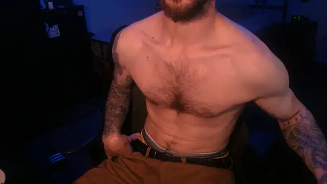 Snapshot of SexxxyLouis chatting on September 14, 8:46 am SexxxyLouis online show from September 14, 8:46 am