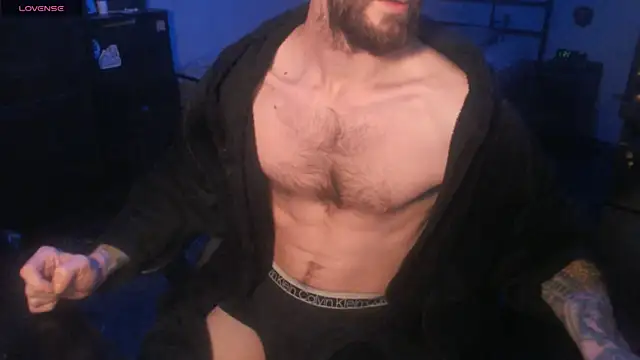 Snapshot of SexxxyLouis chatting on September 24, 5:55 am SexxxyLouis online show from September 24, 5:55 am