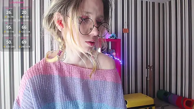 Snapshot of _Hanna_Moon_ chatting on January 12, 9:08 am  Hanna Moon  online show from January 12, 9:08 am