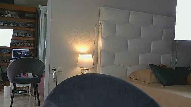 little susie online show from May 22, 7:59 am