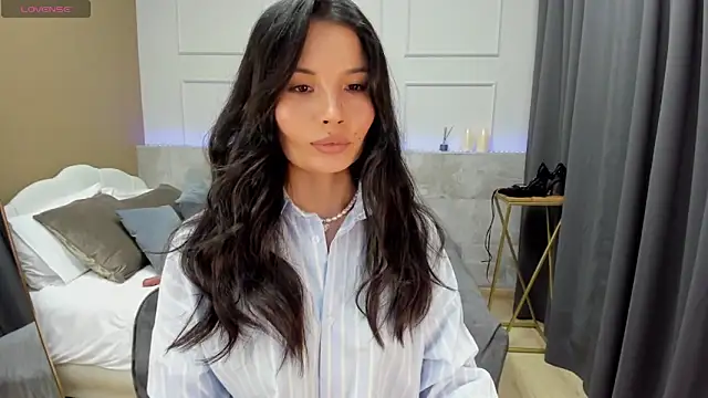 ErikaSoft online show from February 11, 5:37 am