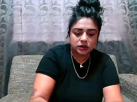 indianishkq7 online show from January 23, 11:48 am