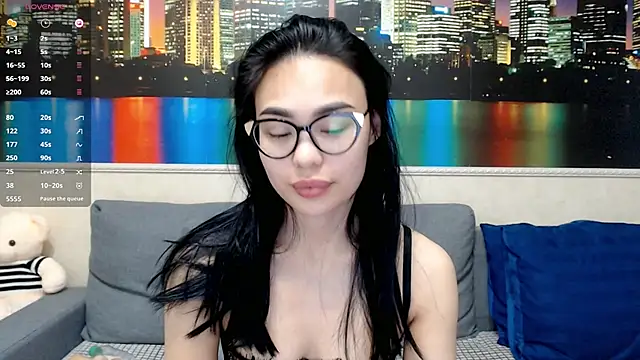 kwana colada online show from December 5, 10:55 am