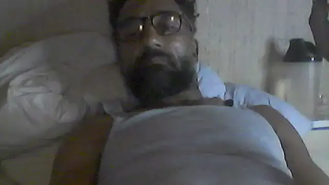 Snapshot of pigDany chatting on July 23, 4:10 am pigDany online show from July 23, 4:10 am
