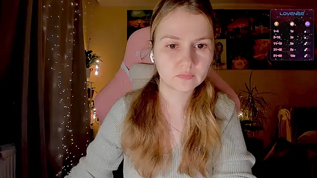 GoodWitch  online show from September 16, 6:47 am