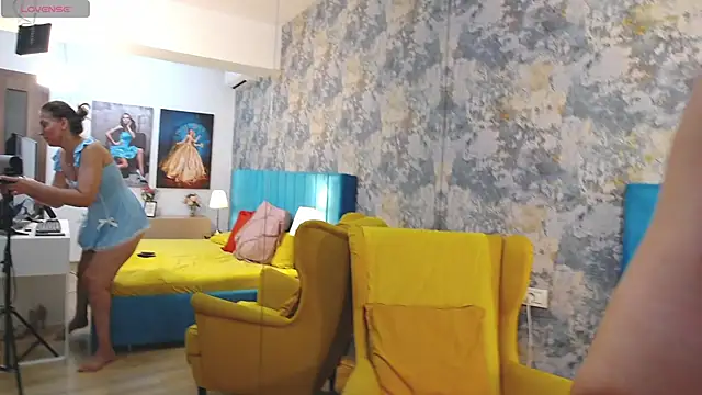 LisaCroft online show from September 15, 7:19 am