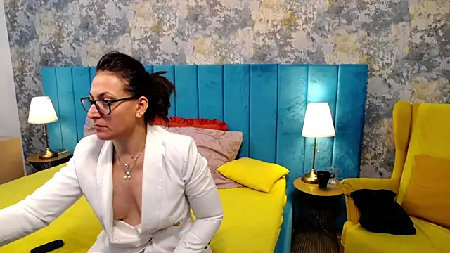 LisaCroft online show from October 2, 8:54 am