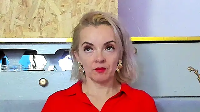 KateConner online show from November 14, 6:39 pm